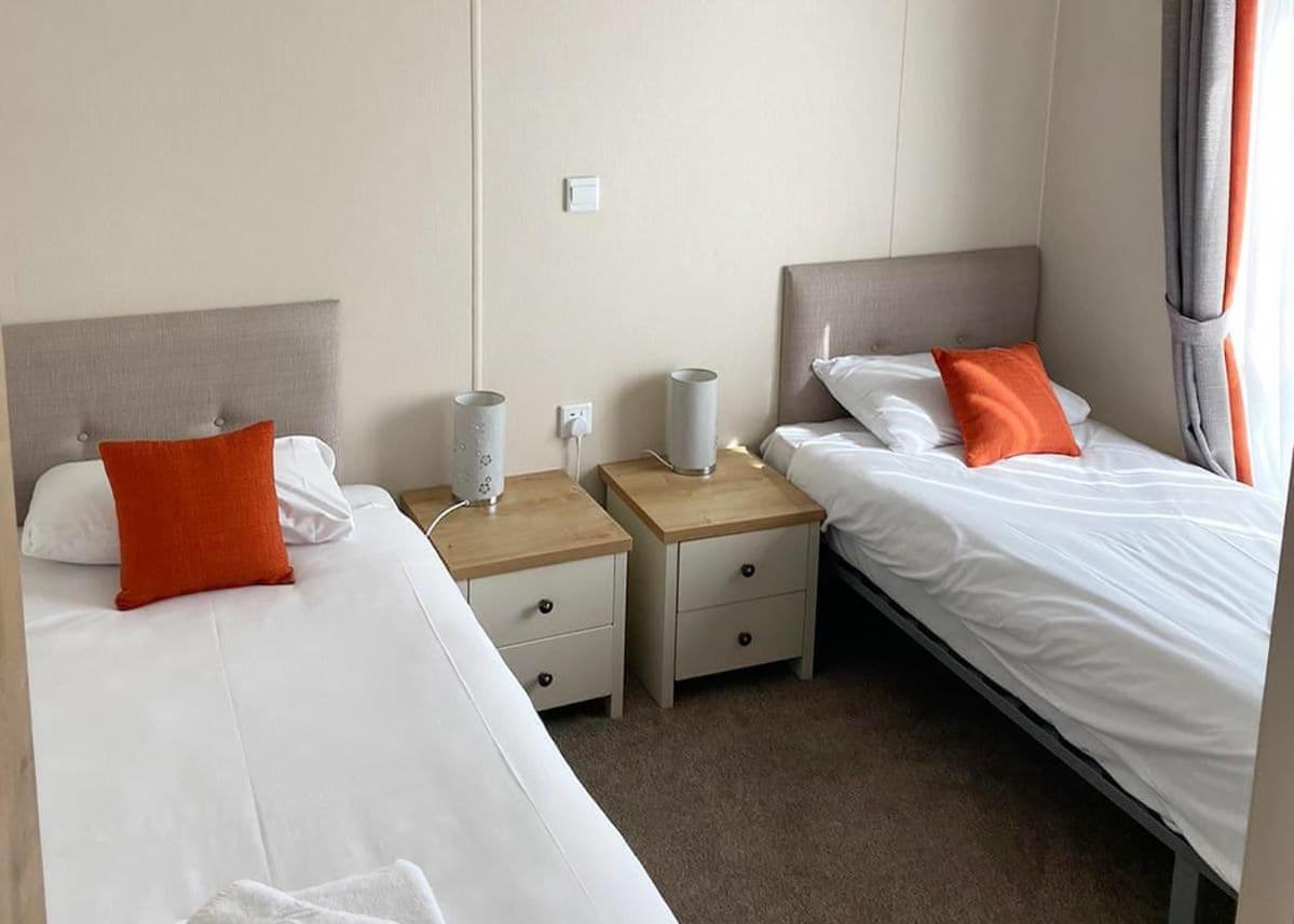 Shear Barn Holiday Park Hastings Bagian luar foto